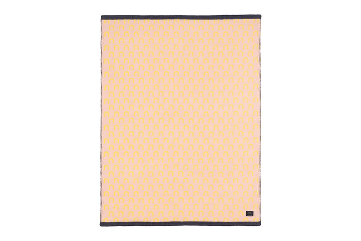 arch throw in yellow and pink 2
