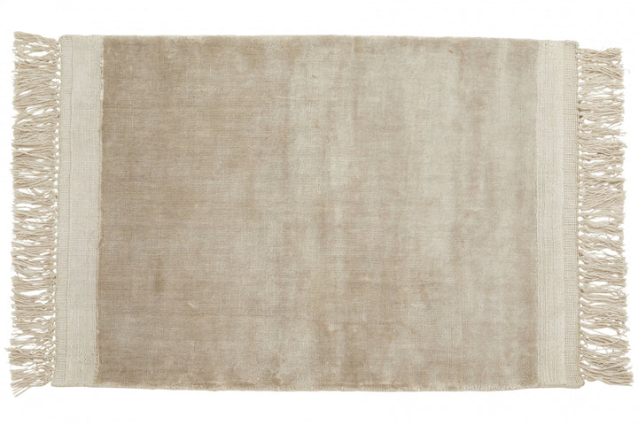 filuca shiny beige carpet with fringe 1
