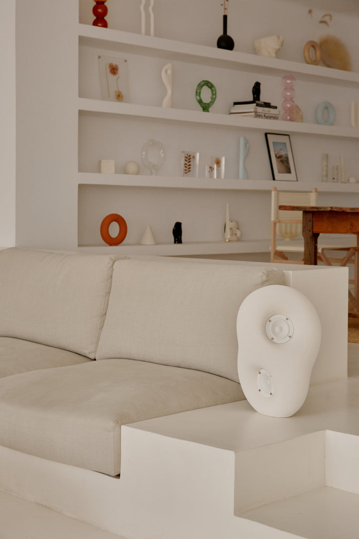 acoustic sculpture speaker by transparent 6