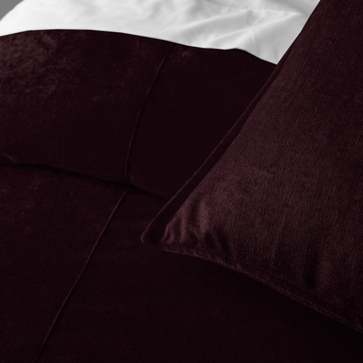 Juno Velvet Bordeaux Bedding 2