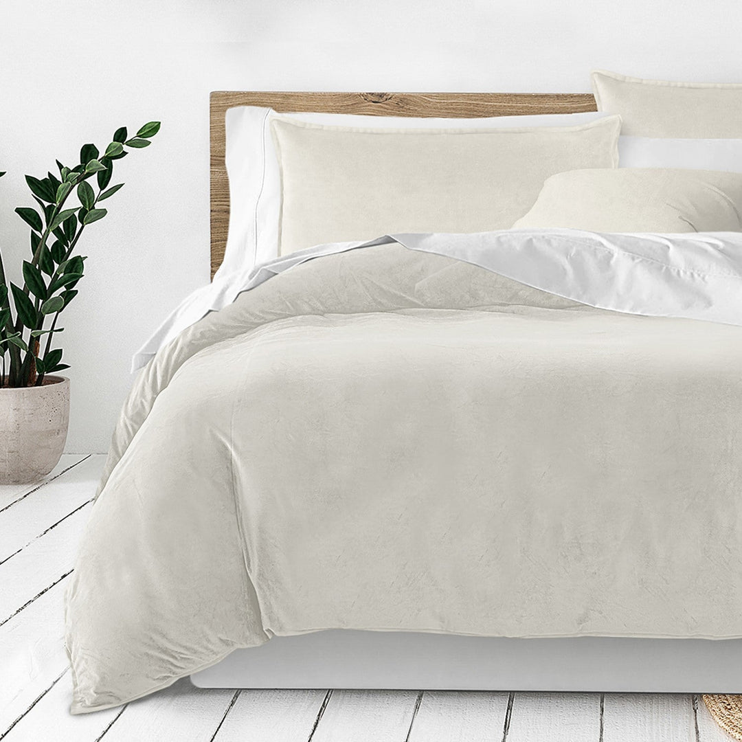 Vanessa Ivory Bedding 2