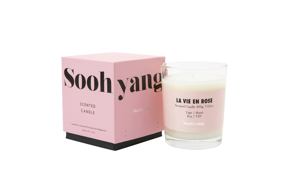 La Vie En Rose - Fall in love with this Floral scent of vibrant red roses and fresh green leaves.