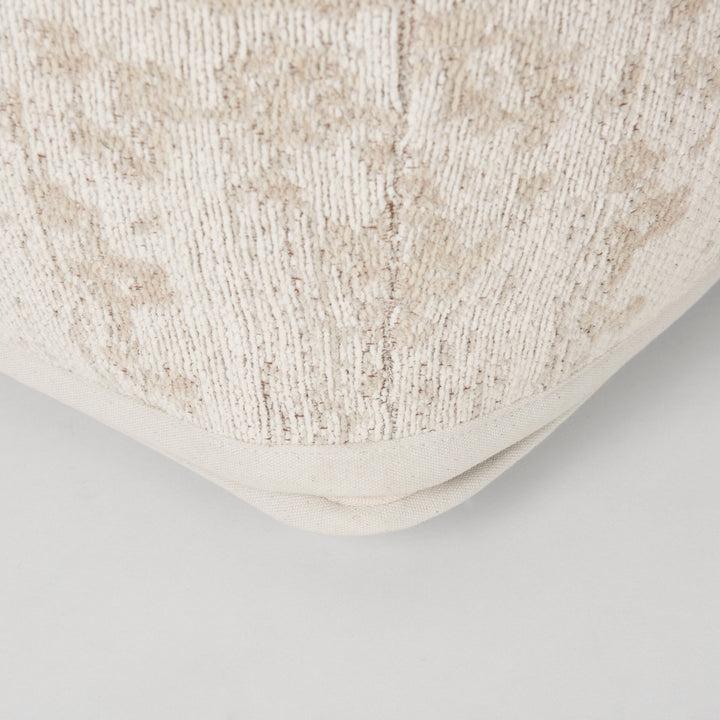 Khloe Pouf Mercana Mer 70379 25