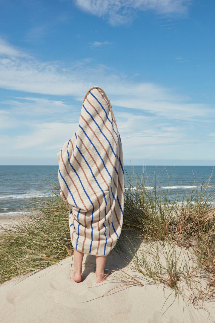 Raita Hooded Towel Caramel Ice Blue 2