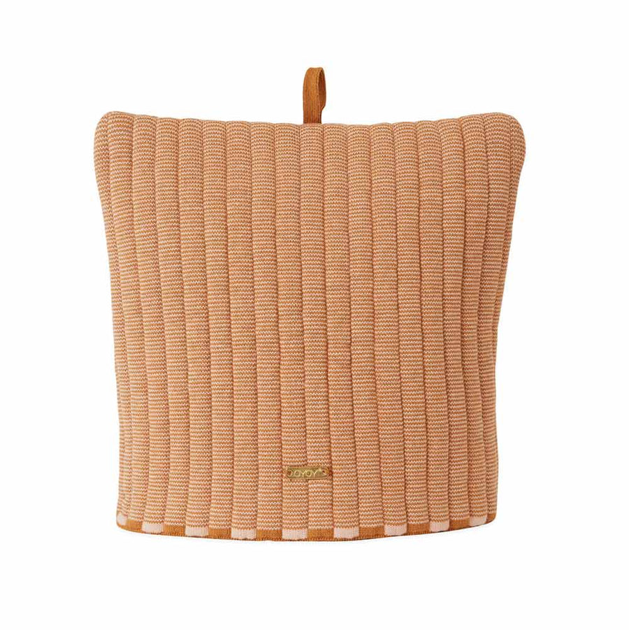 Stringa Tea Cozy In Caramel By Oyoy 1