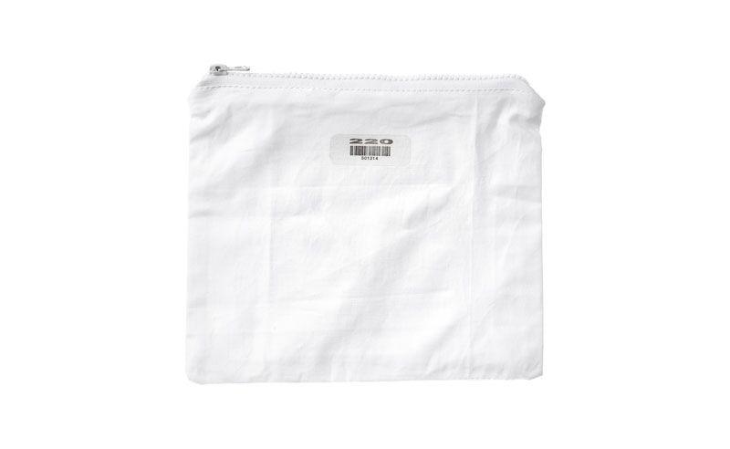 Plain Pouch 220 Design By Puebco 1