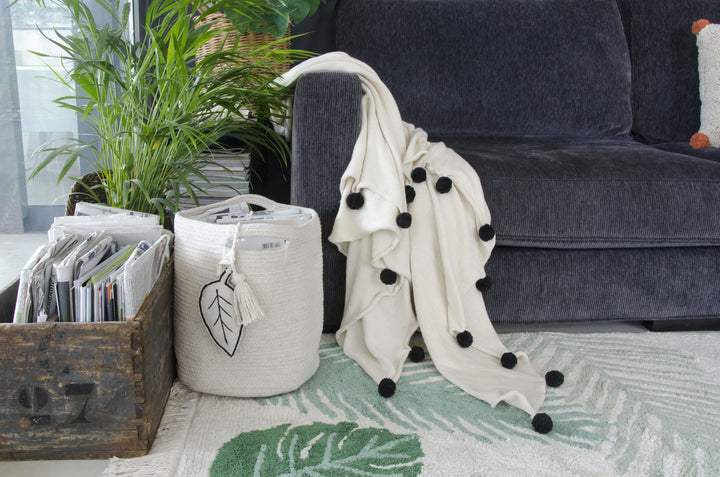 Leaf Basket in Natural design by Lorena Canals