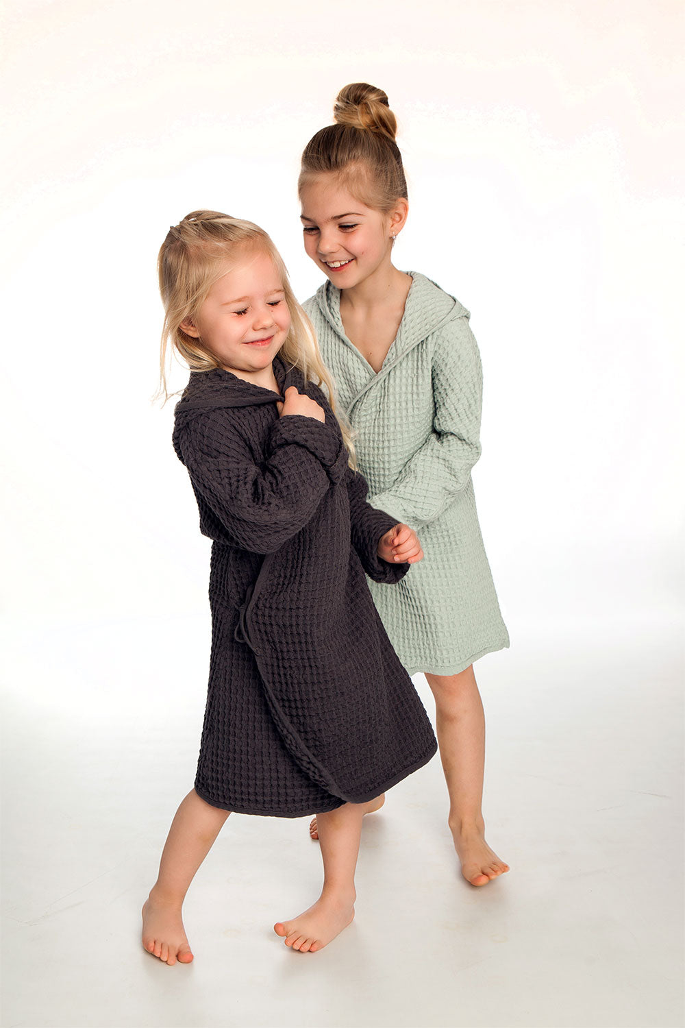 Big Waffle Junior Bathrobe In Multiple Colors Design By The Organic Company 12