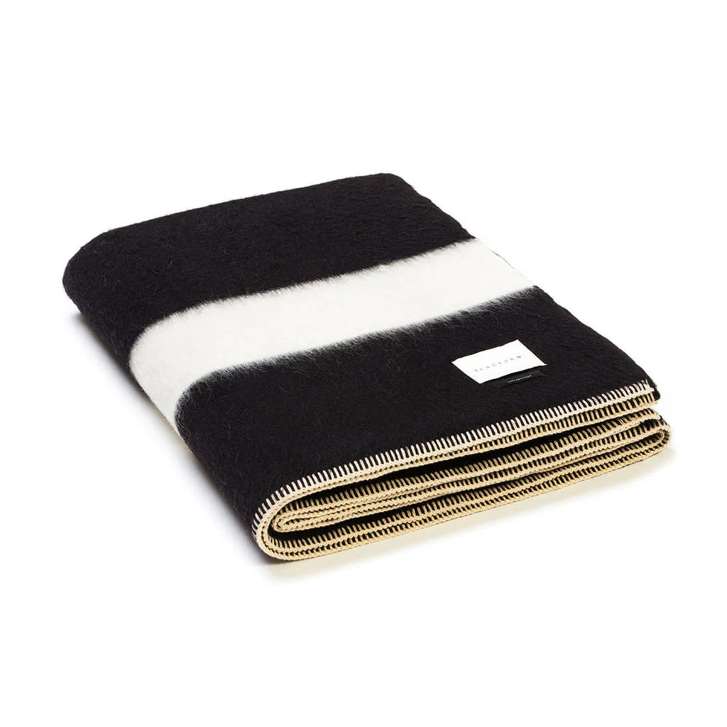 the siempre recycled blanket by blacksaw blk35qs 05 11