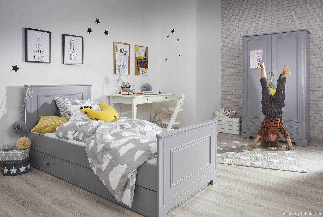 Stars Rug in Grey & White design by Lorena Canals