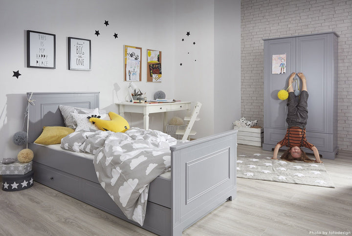 Stars Rug in Grey & White design by Lorena Canals