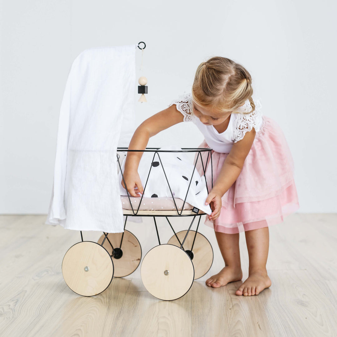 Dolly Cot 4