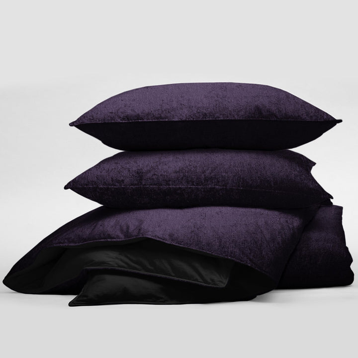 Juno Velvet Eggplant Bedding 3