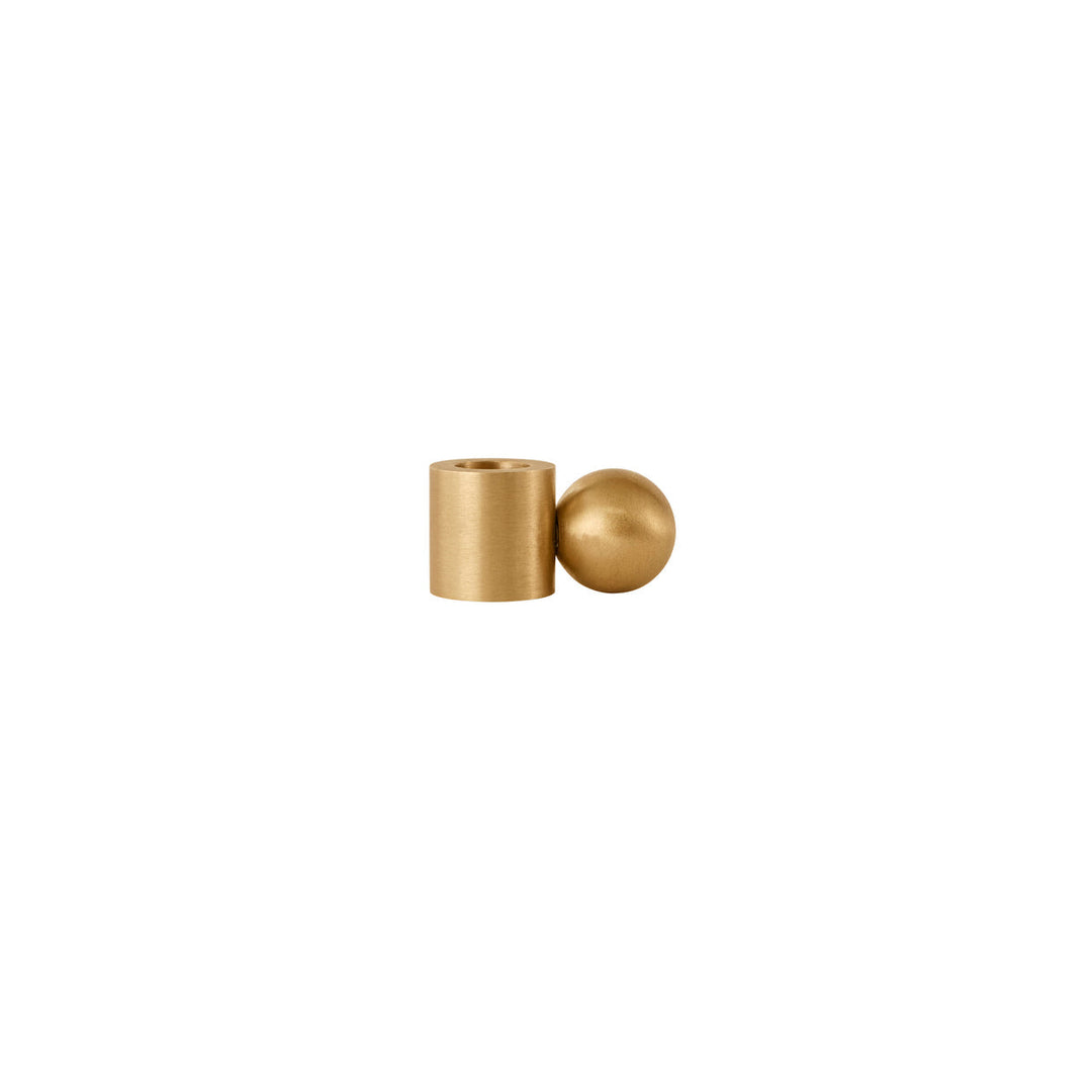 Palloa Solid Brass Candleholder Low Brushed Brass By Oyoy L300231 1