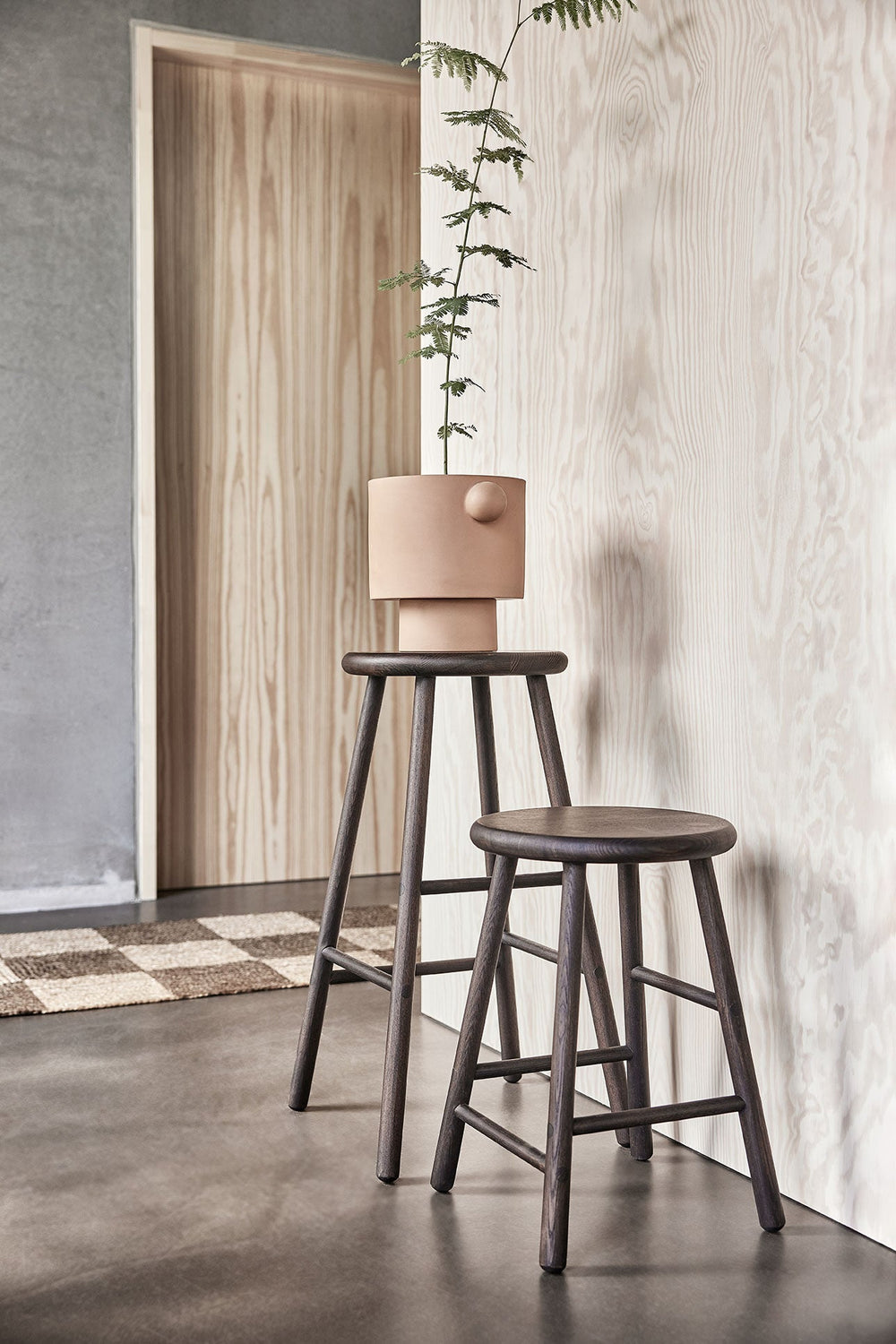 Moto Stool - High in Dark 3