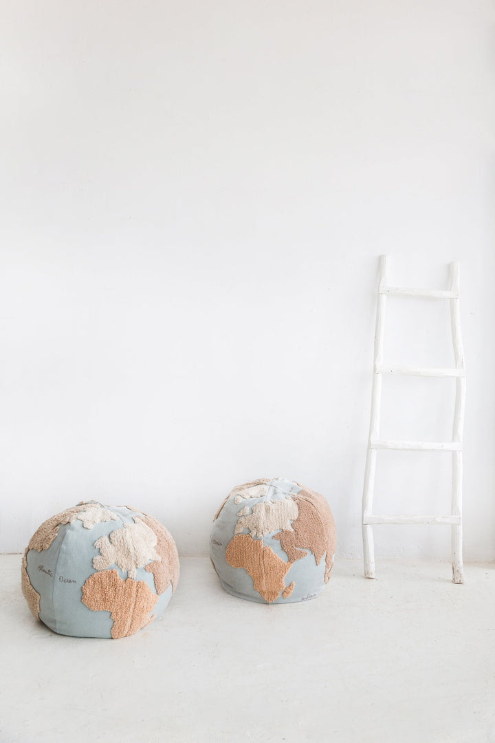 pouffe world map by lorena canals p wmap 6