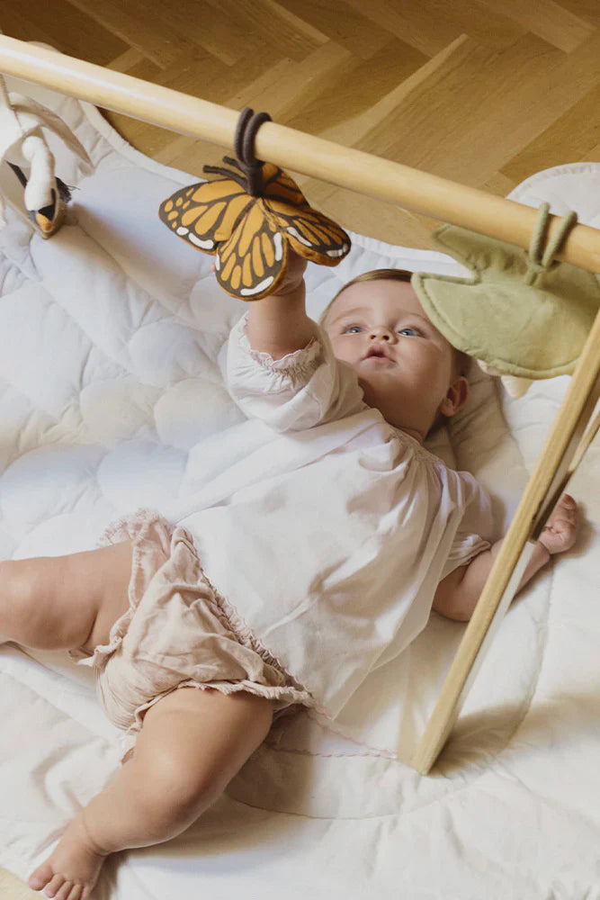 Swan Rattle Toy Hangers Set Of 3 Lorena Canals Ttb Swan 2