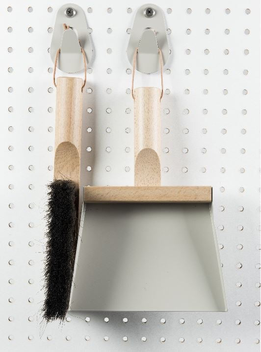 andree jardin hand brush dustpan wall hook cream 2