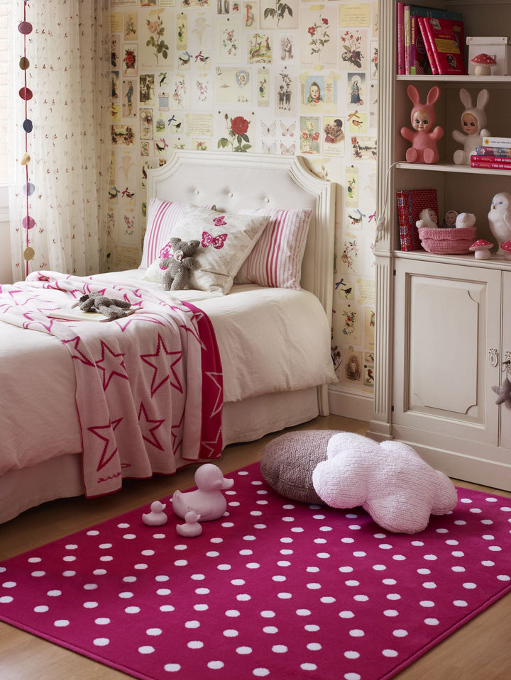 Cloud Cushion in White design by Lorena Canals
