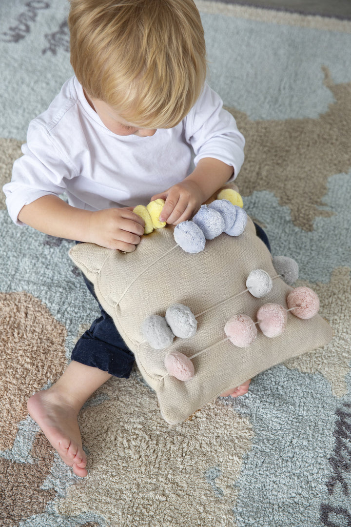Knitted Counting Frame Cushion Design By Lorena Canals 8