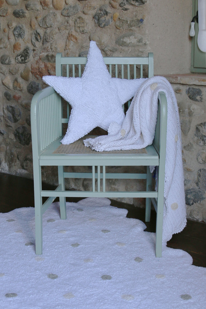 Star Cushion in White design by Lorena Canals