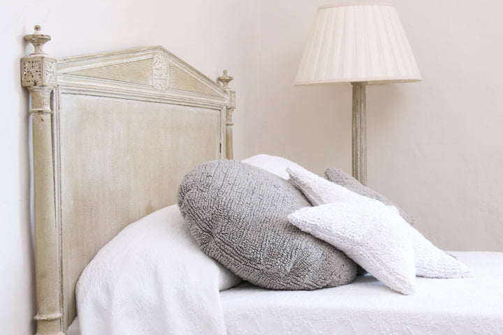 Star Cushion in White design by Lorena Canals