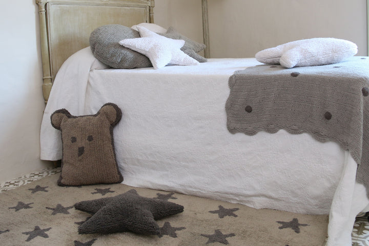 Star Cushion in White design by Lorena Canals