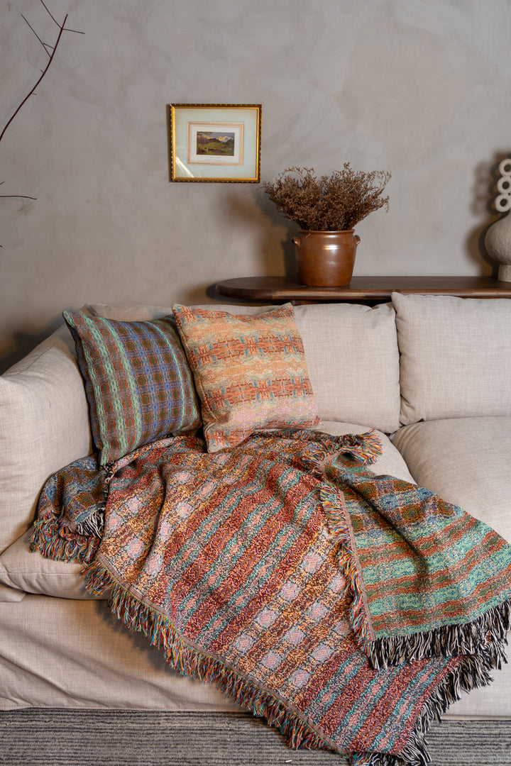 New Plaid Woven Throw