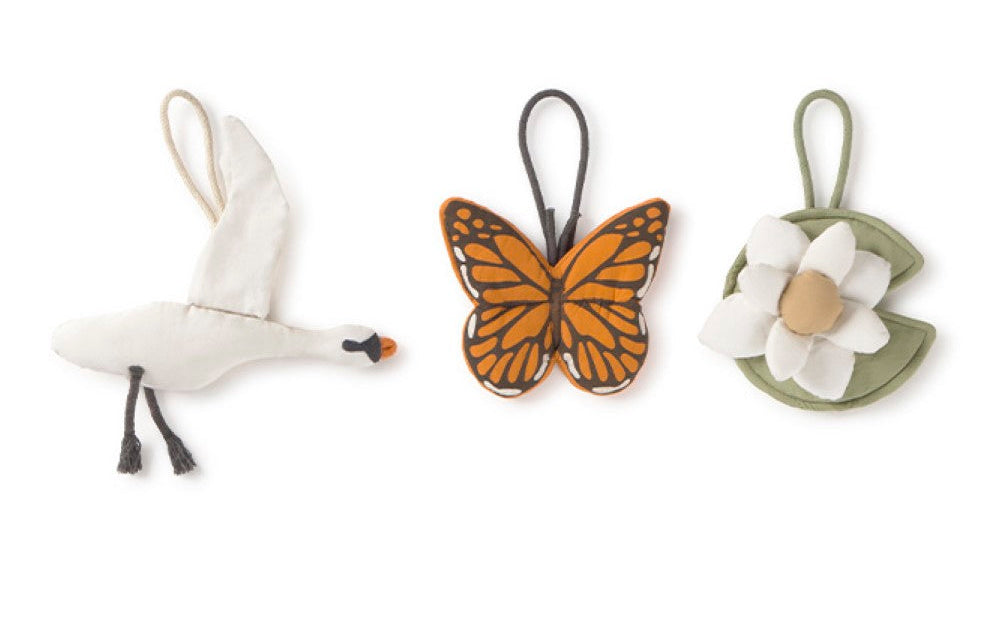 Swan Rattle Toy Hangers Set Of 3 Lorena Canals Ttb Swan 1