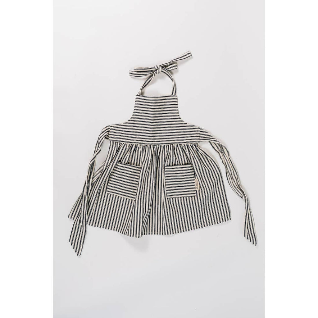 the childs apron by millstream home 2