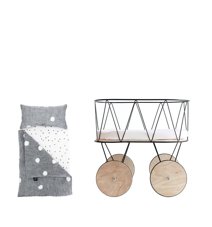 Dolly Cot Bedding 2