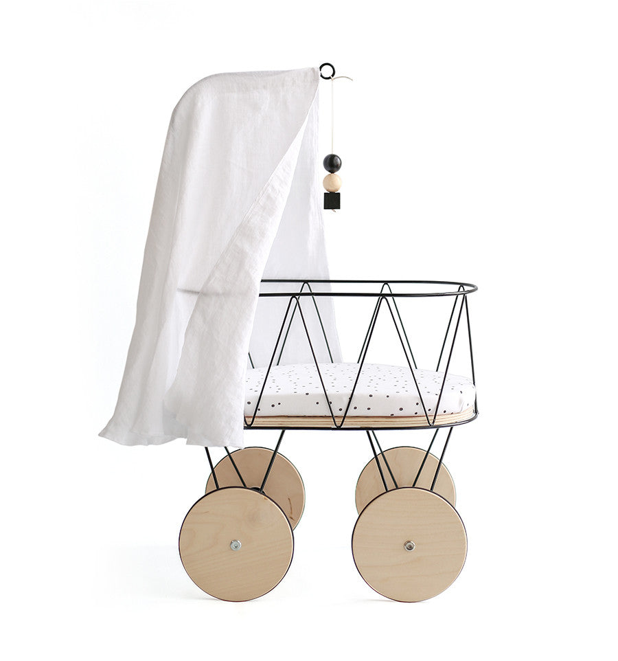 Dolly Cot Canopy 3