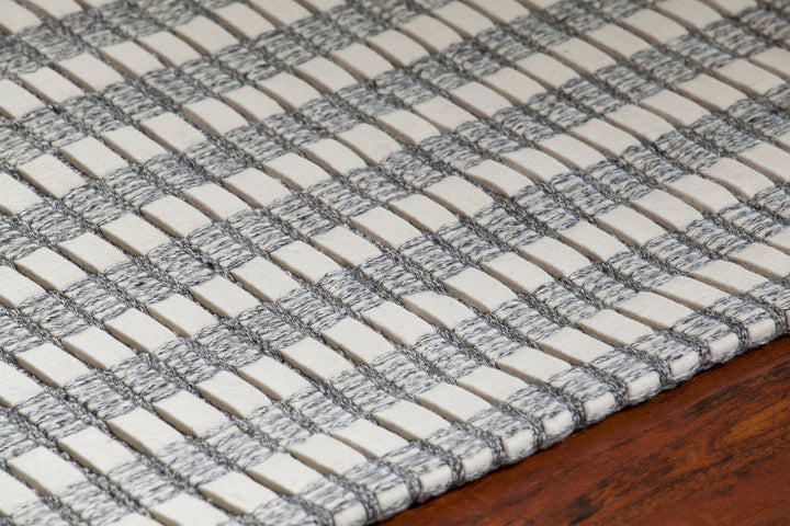 Gisela Hand Woven Contemporary Gis 38900 Rug Chandra Rugs 3