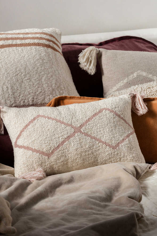 Knitted Cushion Little Oasis Lorena Canals Sc L Oasis Ng 14