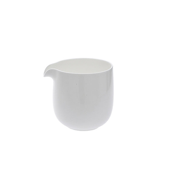 oyyo white small jug design by teroforma 1