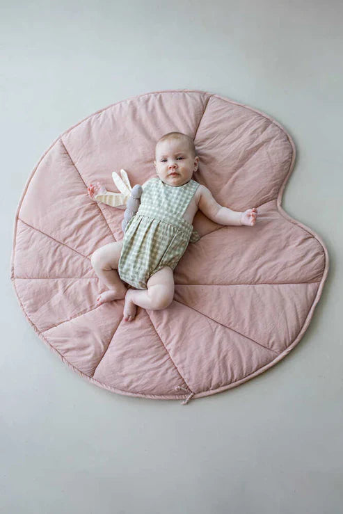 Water Lily Placemat 10