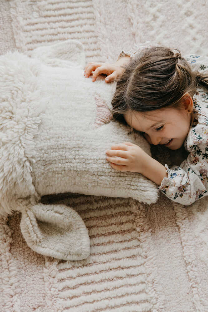 Woolable Cushion Pink Nose Sheep Lorena Canals Wo Sc Nose 5