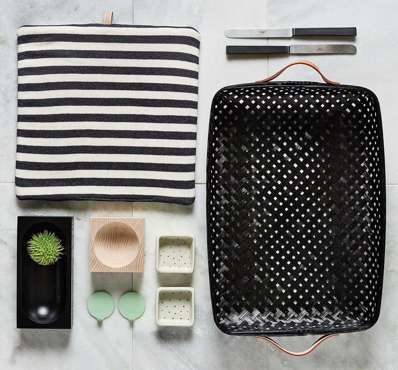 Large Sporta Basket in Black