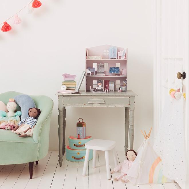 Mini Dolls House