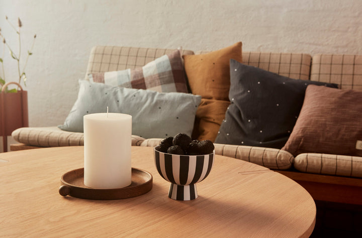 Small Inka Wood Tray Round in Dark