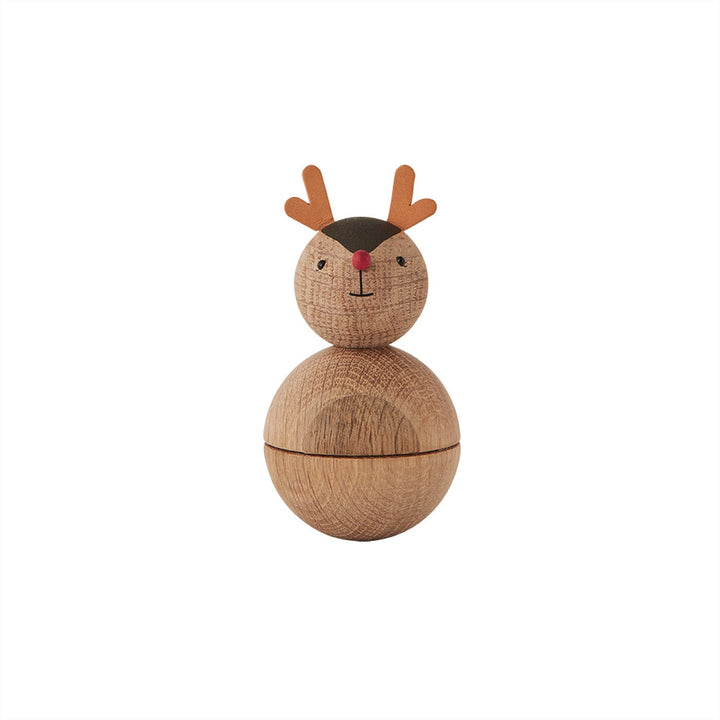 Rosa Reindeer in Nature