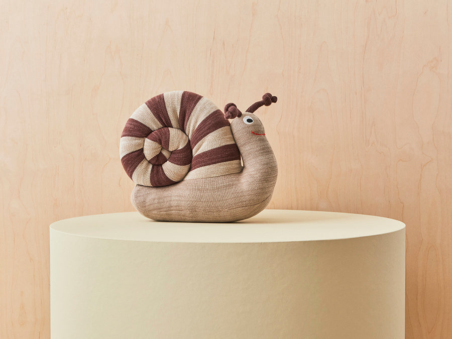 Sally Snail in Brown