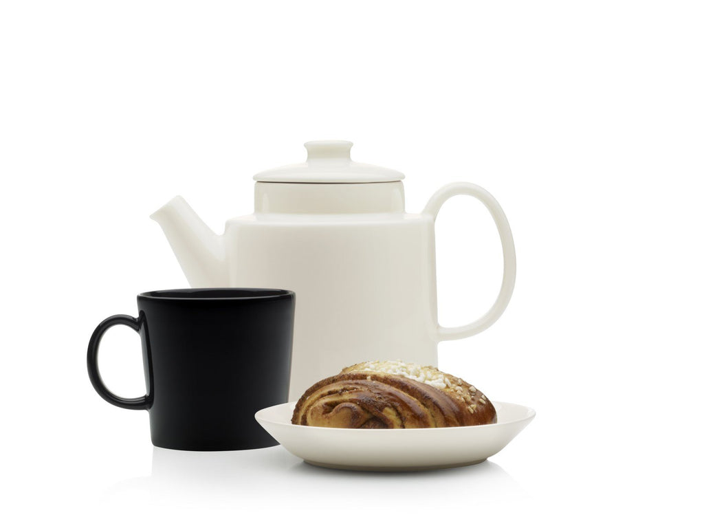 Teema Teapot in White design by Kaj Franck for Iittala