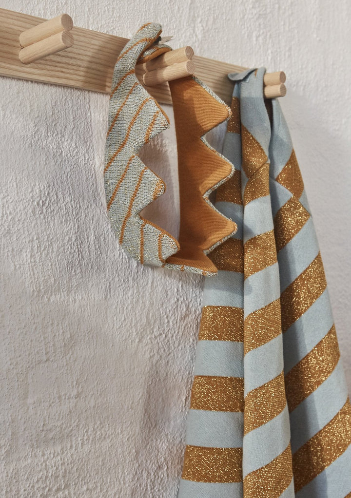 Costume Kings Cape in Blue